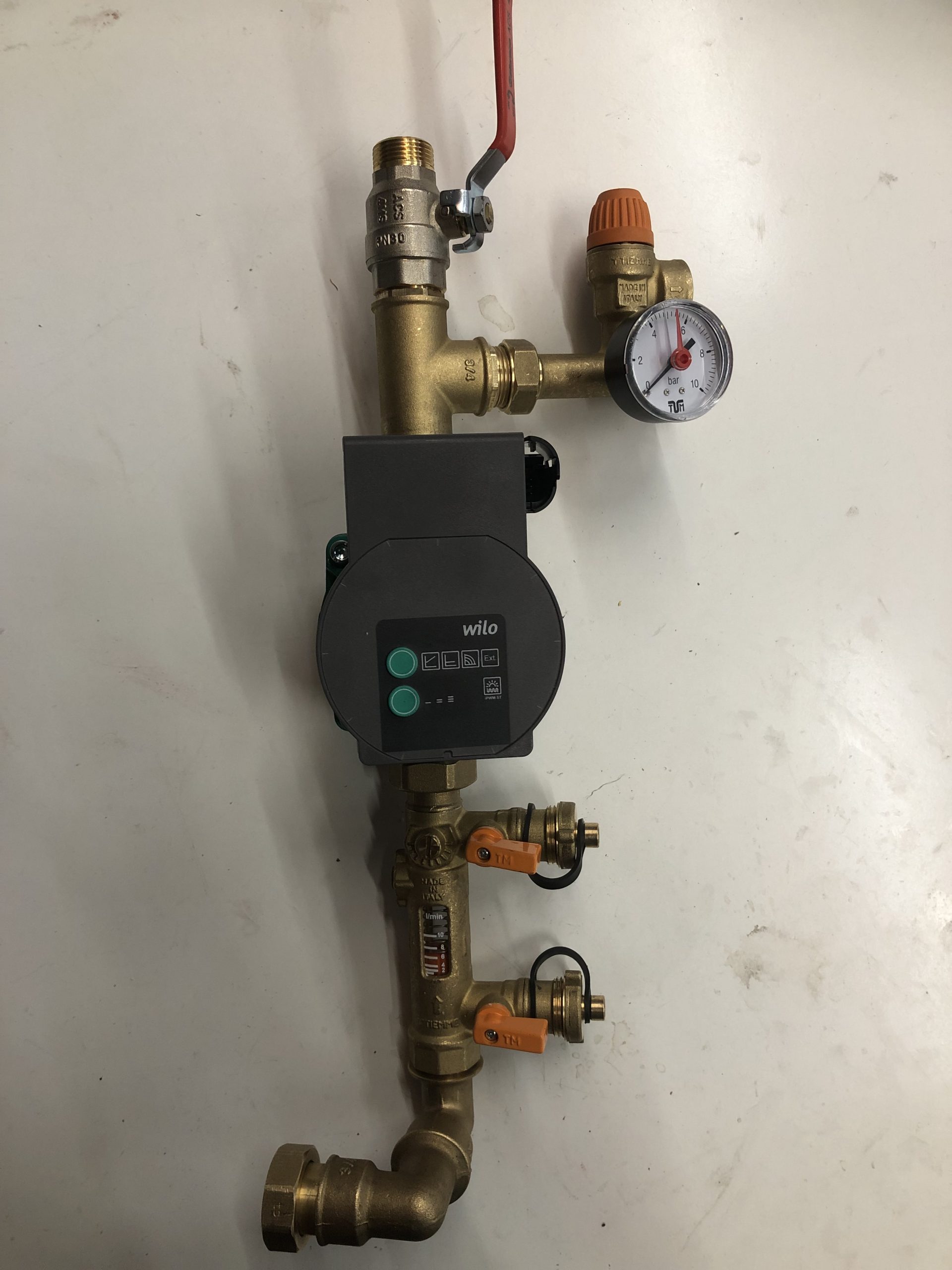 Pression bas accessoires disponible chez top-enr solaire, pv , pac et clim